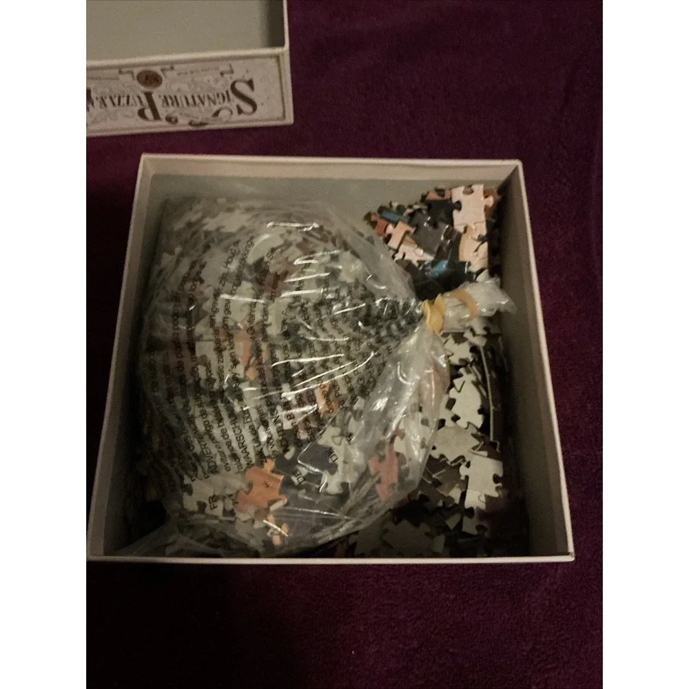 Disney‎ Parks Signature Puzzle Mickey & Pluto 85th Anniversary 1000 Pieces